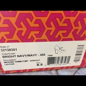 New never worn Tory Burch Imogene dragonfly shoes